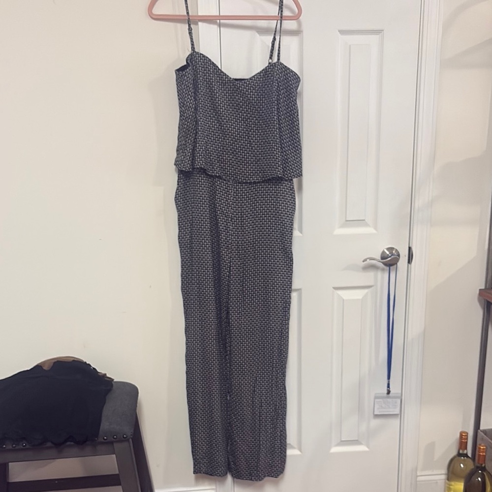 Anthropologie elevenses Women's Black Jumpsuit
Excellent quality NWT